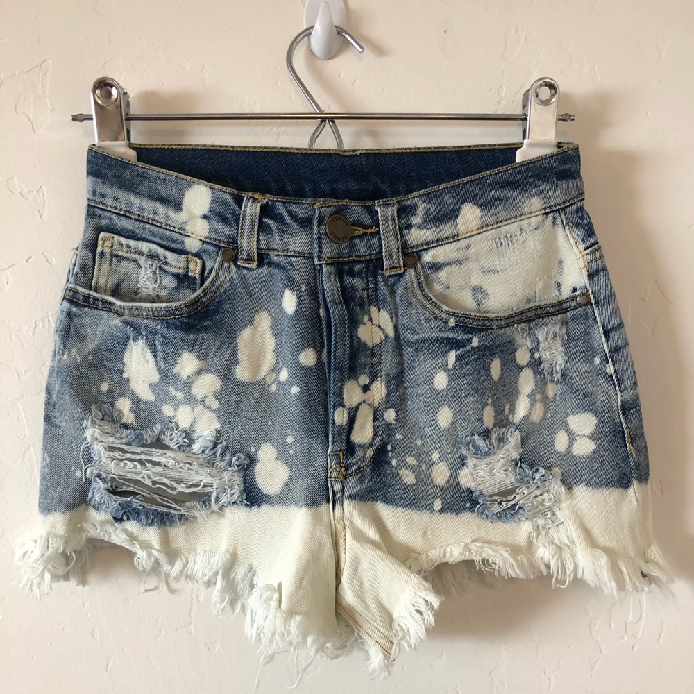 NEW! VENUS BLUE & BLEACHED DENIM SHORTS